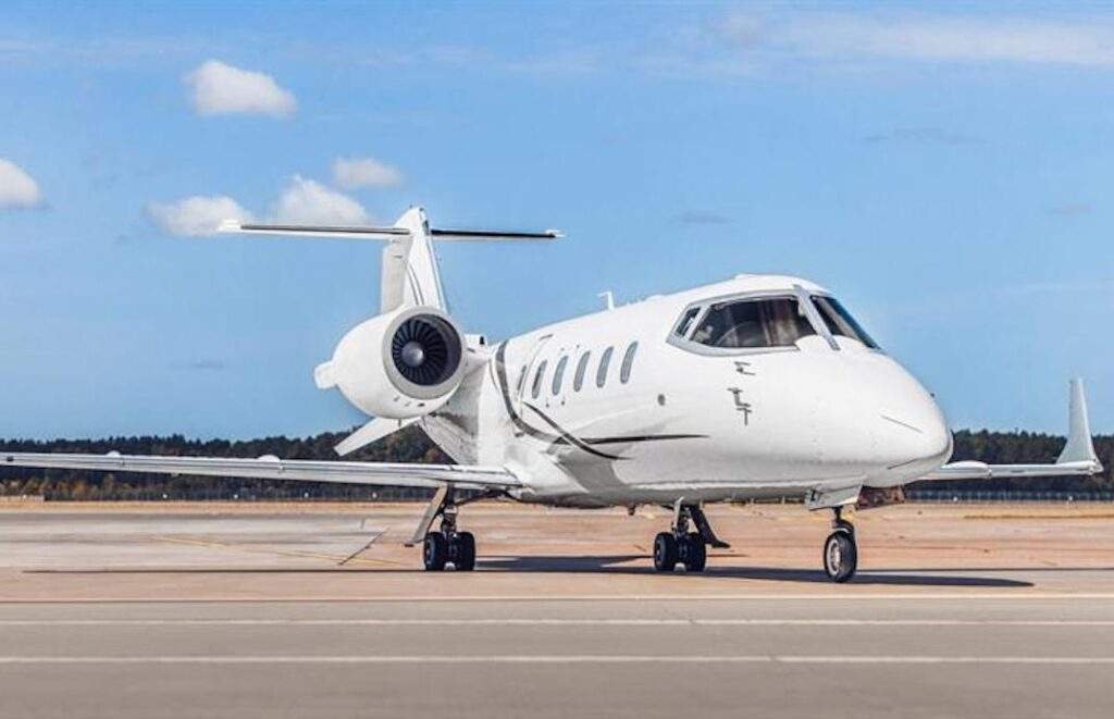 learjet-60-ext